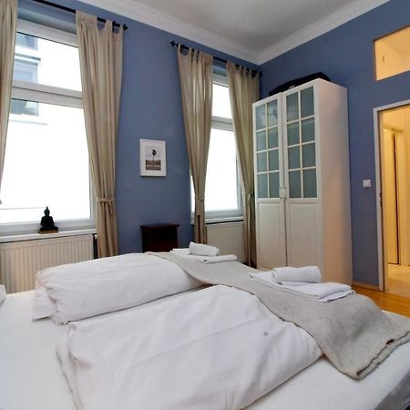 Classy Apartment In The Heart Of Wien Eksteriør billede