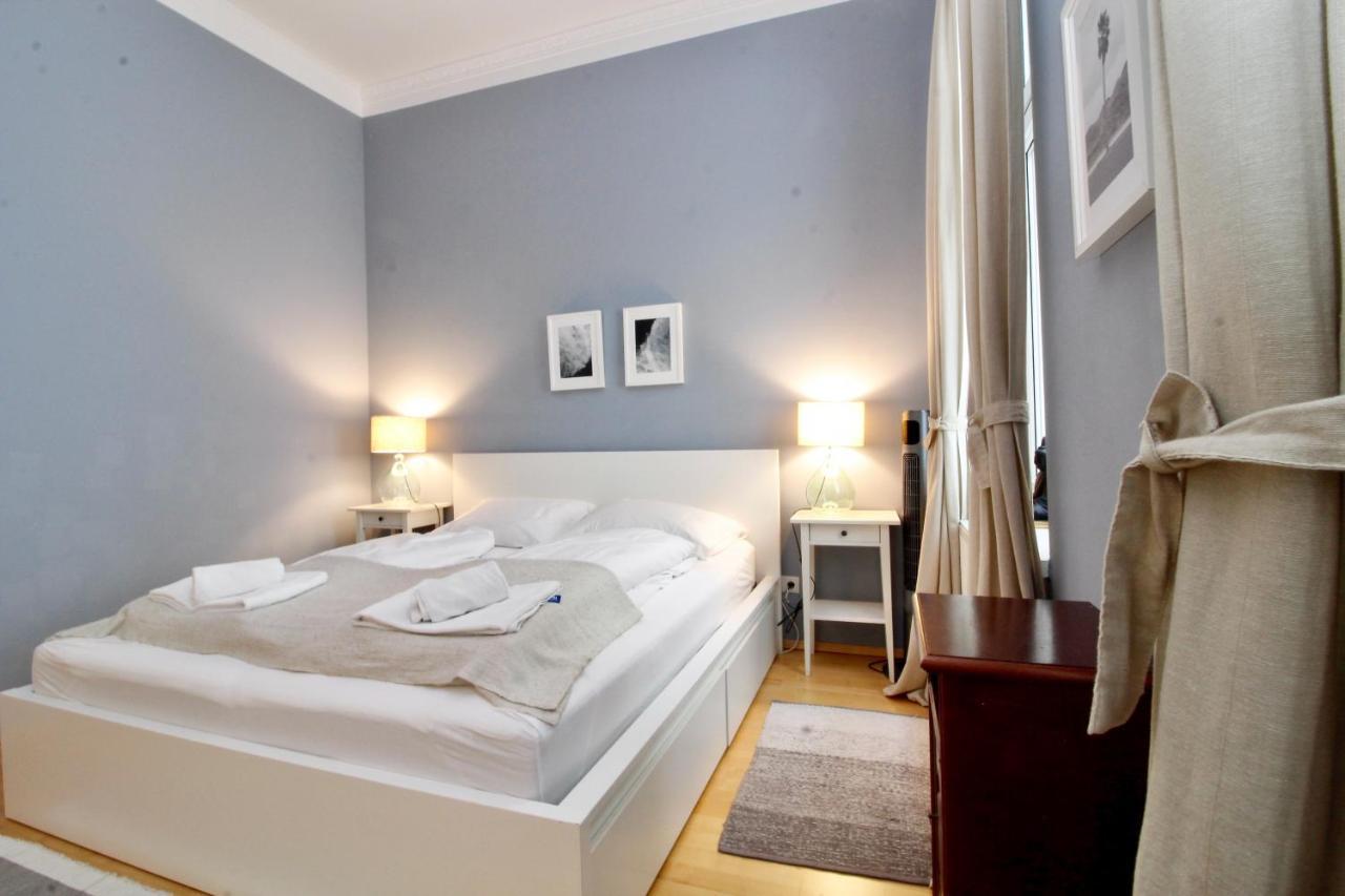 Classy Apartment In The Heart Of Wien Eksteriør billede